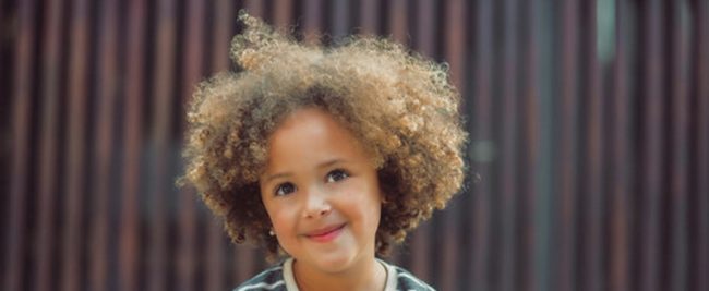 image_3_Girl_with_Curly_Hair Dancing curl