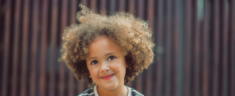 image_3_Girl_with_Curly_Hair Dancing curl